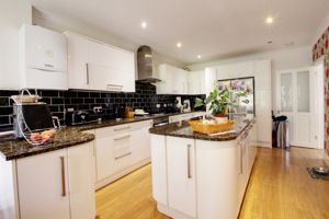 Photo 19- click for photo gallery